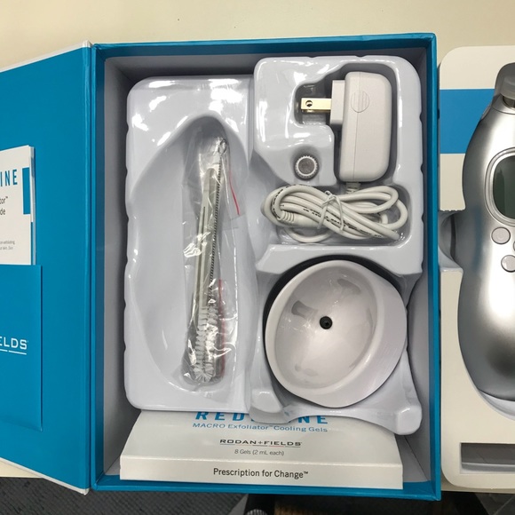 Redefine MACRO Exfoliator - Picture 4 of 6